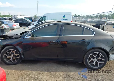 2017 Buick Regal Turbo Sport Touring z USA, uszkodzony, nr VIN 2G4GL5EX6H9175908